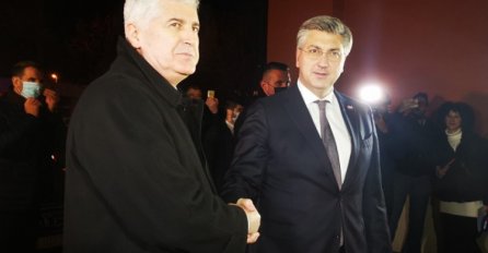 Andrej Plenković stigao u Mostar, dočekao ga Čović