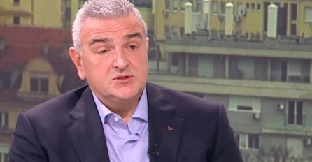 VAŽNO OBRAĆANJE POZNATOG SRPSKOG DOKTORA: Svi to radite, a krajnje je opasno - UNIŠTAVA SE ĆELIJSKA MEMBRANA!