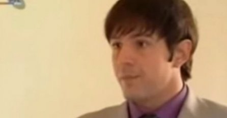 TRANSFORMACIJA STOLJEĆA! Glumio je TRAPAVKA u seriji "Stižu dolari": Danas je PUN MIŠIĆA - jedan od najzgodnijih na javnoj sceni (FOTO)