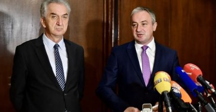 Erozija opozicionara u RS-u: Borenović se neće odazvati Nešićevom pozivu, Šarović vaga situaciju