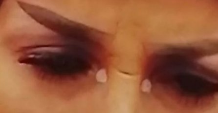 "OVO JE STRAŠNO", SVI SE SMIJU DALILI MUJIĆ EX DRAGOJEVIĆ: Misli da je u trendu, a ljudi je nazvali JEFTINIM KIČERAJEM ZBOG OVE SLIKE