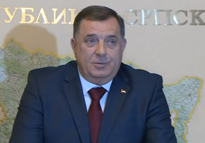 Dodik: Vučićev prijedlog racionalan i realan, o njemu će se razgovarati čim se vratim u Banju Luku