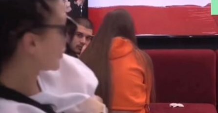 PRODUKCIJA IZVELA DALILU DA RAZGOVARA SA BABOM HUSOM- ona se vratila i sve ispričala Dejanu: "Rekao mi je da.."