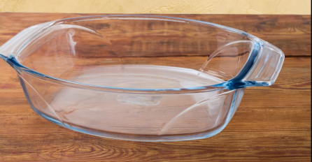 SVI IMAMO U KUHINJI, ALI NISMO ZNALI DA MOŽE DA UKLONI TVRDOKORNE MRLJE: Vratite sjaj vašem posuđu bez puno muke 