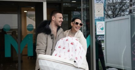 SKUPOCJENI POKLON ZA NOVOPEČENU MAMU: Evo šta je Kaća Grujić dobila od muža nakon porođaja, slikala da svi vide (FOTO)