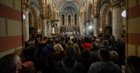  Neće biti mise ponoćke zbog korona virusa, biti će TV prijenos u 21h