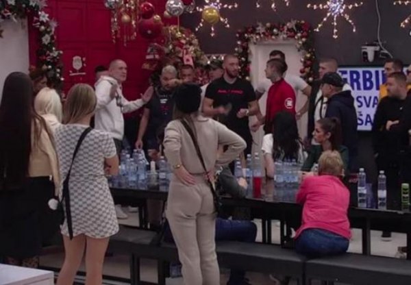 screenshot-from-2021-12-25-07-19-41-1