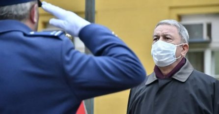 Turski ministar odbrane stigao na sastanak sa Sifetom Podžićem