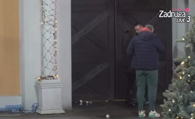 595669-maja-i-car-iff