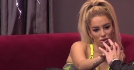 PREOKRET U ZADRUZI - OSTAVIO JE A SAD SMUVAO ALEX: Drže se ruke, kad ona vidi IZBIT ĆE HAOS