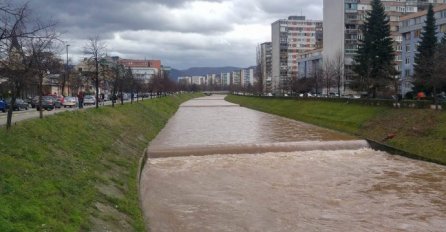 Vatrogasci u Sarajevu iz rijeke izvukli beživotno tijelo ženske osobe