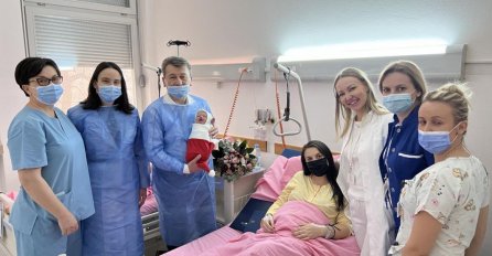 Načelnik Hadžibajrić će darovati sve bebe koje se rode u Sarajevu prvog dana nove godine