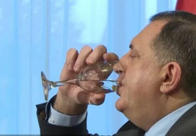 Dodik u 2021. apsolutni “šampion” Istinomjera, slijedi ga ministar u Vladi KS