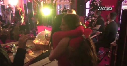 DALILA SE POSVAĐALA SA DEJANOM I CAREM, PA ZAVRŠILA U MAJINOM ZAGRLJAJU: Oni u nevjerici zbog prizora, JE LI OVO REALNO? (VIDEO)