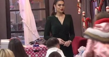 MINA VRBAŠKI HITNO ZAVRŠILA U BOLNICI, OBJAVLJENA PRVA SLIKA: Iscrpljena i blijeda, ne liči na sebe - EVO ŠTA SE DESILO (FOTO)