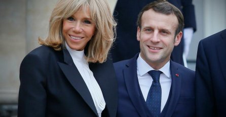 Šuškalo se da je ROĐENA KAO MUŠKARAC, OVA SLIKA JE DOKAZ: Ovako je Brižit Makron izgledala u mladosti! (FOTO)