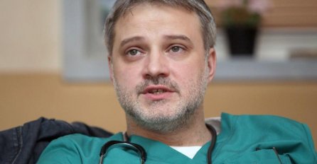 GLUMI U SERIJI "URGENTNI CENTAR", A MALO KO ZNA DA JE OVO NJEGOVA ŽENA: Kćerki su dali neobično ime (FOTO)