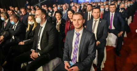 Sramotno! Stanivuković na obilježavanju neustavnog Dana RS-a, pohvalio organizatore