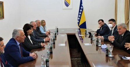 Džaferović: Srbija mora reagirati na prijetnje Bošnjacima