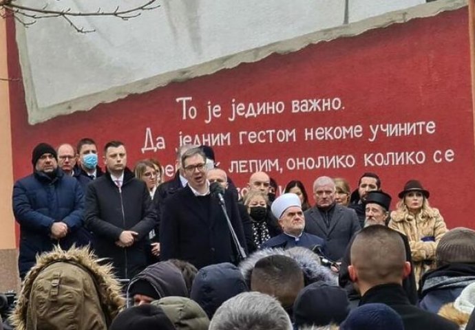 Vučić obišao Bošnjake u Priboju, pa poručio: Volim Srbe, ali ne mogu zamisliti ovaj grad bez vas