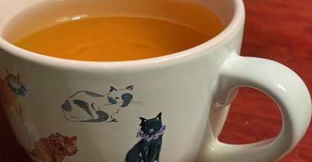 REGULIŠE DIJABETES, POSPJEŠUJE ZDRAVLJE JETRE, UBALAŽAVA UPALE: Sada je pravo vrijeme da napravite čaj od ove moćne biljke