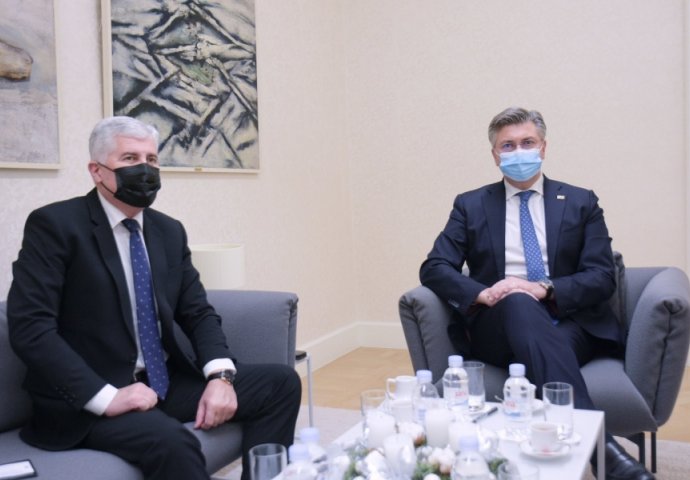 Plenković dao ultimatum, Čović da zatraži sankcije EU za Dodika, ili izostaje podrška za Izborni!