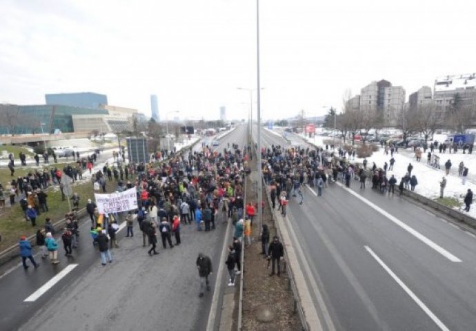 Završena blokada kod Sava Centra u Beogradu, autocesta prohodna u oba smjera