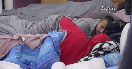 "STISKALA GA ZA RUKU", DEJAN SAZNAO ŠTA JE DALILA RADILA SA CAREM: Hladan tuš nakon povratka (VIDEO)