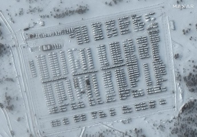 Satelitski snimci otkrivaju zastrašujući broj ruskih trupa u blizini Ukrajine