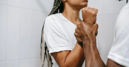 Stalno se raspravljate sa partnerom? Ovih šest riječi mogu da SPRIJEČE svaku svađu u vezi i braku