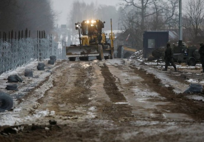 Poljska gradi zid prema Bjelorusiji