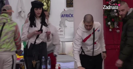 IZOBLIČILA SE - DENIZ DEJM OBJAVILA NAJNOVIJU SLIKU: Nećete vjerovati svojim očima (FOTO)