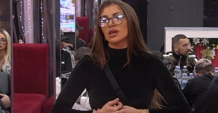 OTAC JOJ SE ŽENIO 3 PUTA, MAJKA ČISTILA U RESTORANU: Tužne stvari obilježile djetinjstvo Dalile Dragojević, OVE DETALJE NIKO NIJE ZNAO