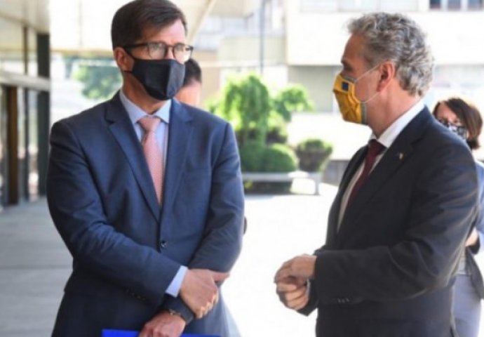 Satler se oprostio od ambasadora Nelsona: Zbogom i svaka čast, hvala za sjajan rad