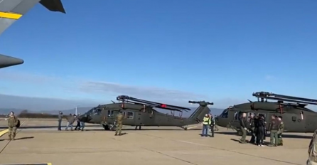 U Hrvatsku došla dva američka helikoptera Black Hawk: Stigli u transportnom avionu C-17