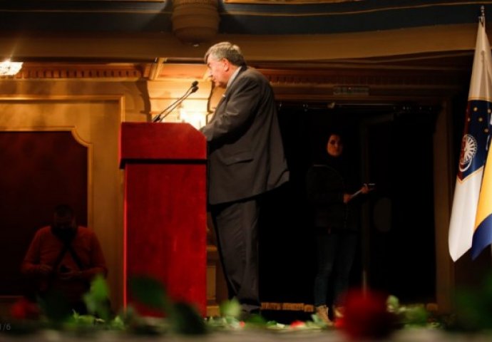 Komemorativna sjednica povodom Dana sjećanja na ubijene građane Sarajeva i 28. godišnjice masakra na pijaci Markale