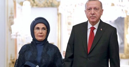 Erdogan i njegova supruga objavili: "Pozivamo vas da molite za nas"