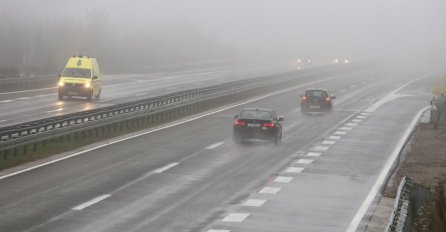 STANJE NA PUTEVIMA: Magla smanjuje vidljivost, vozite oprezno