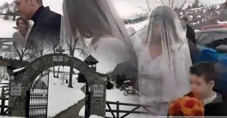 SLOBINA JELENA ZABLISTALA U RASKOŠNOJ VJENČANICI: Haljina kao iz bajke i dug veo, a tek da vidite BIDERMAJER(FOTO)