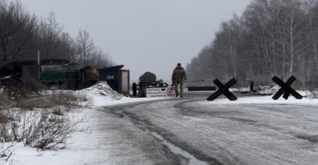 NATO i SAD tvrde da nema znakova povlačenja ruskih trupa