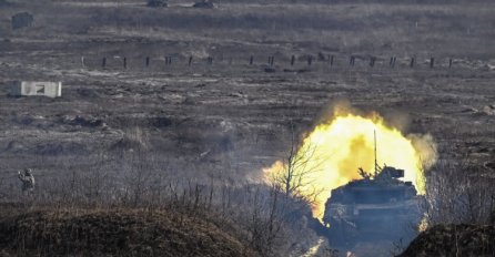 NAKON NAJAVA DA SE RUSIJA POVLAČI Eksplozije odjeknule na istoku Ukrajine