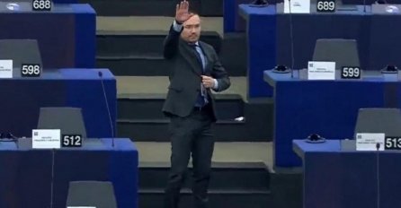 VELIKI SKANDAL U EVROPSKOM PARLAMENTU Bugarski zastupnik nacistički salutirao i vrijeđao kolege
