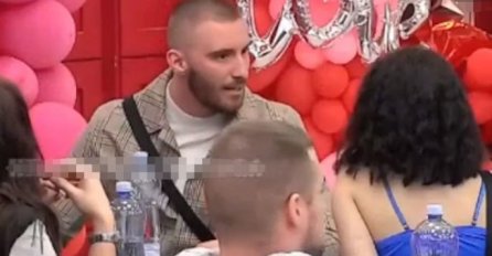 MENSUR POTPUNO IZGUBIO KONTROLU, UDARAO RUKAMA O STOL: Bijesan na produkciju, evo šta se desilo (VIDEO)