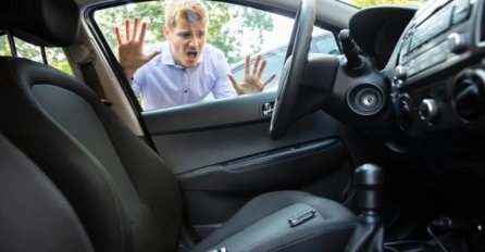 Šta da uradite ako zaključate ključ u autu: Ovo je trik kako da oključate bez njih 