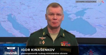 JESTE LI PRIMIJETILI OVAJ DETALJ? Ovo je glasnogovornik ruskog ministarstva, iza njega je karta s neovisnim Kosovom