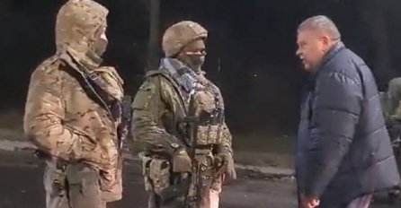 Procurio video djedice iz Ukrajine koji kori ruske vojnike: ‘Šta  radite ovdje, dovraga? Vi ste samo lutke‘