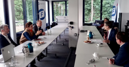 Bh. zvaničnicima u Berlinu saopšteno: Potrebno rasporediti NATO trupe u BiH