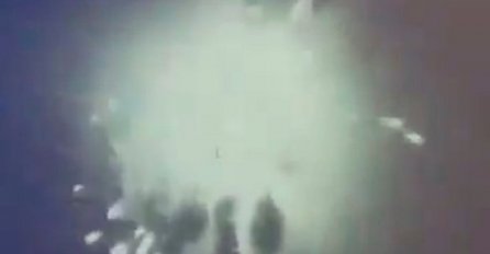 Ukrajinci objavili snimku, kažu da su dronom uništili ruski konvoj