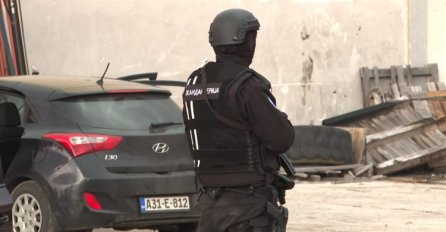 MUP RS otkrio detalje jutrošnje akcije: Uhapšeni se sumnjiče i da su odavali tajne podatke