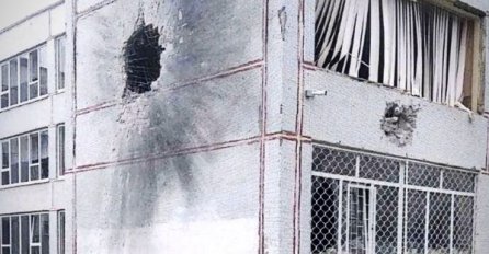 Tužan prizor: Ovo je škola u Harkivu, u zgradi je ogromna rupa od projektila